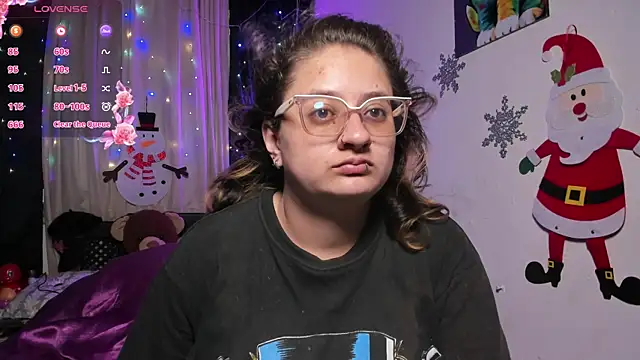 Snapshot of AnnieBigBoobs chatting on December 2024 10:20:02 PM AnnieBigBoobs online show from December 2024 10:20:02 PM