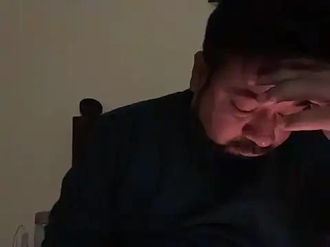 coolboy6566 online show from December 2025 02:41:02 AM