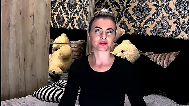 Aly girl1 online show from January 2025 06:17:01 PM