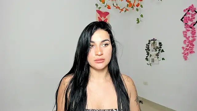 Emic  online show from January 2026 06:57:02 PM