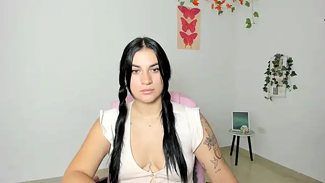 Emic  online show from May 2026 02:03:01 PM