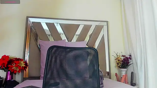 sara williams01 online show from March 2025 04:07:02 PM