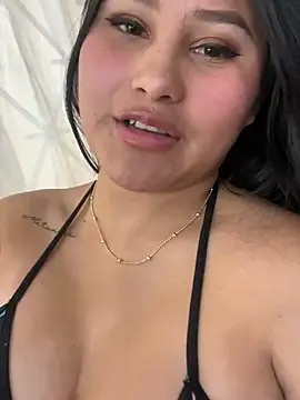 Snapshot of Little_Ivy chatting on January 2025 04:51:02 PM Little Ivy online show from January 2025 04:51:02 PM