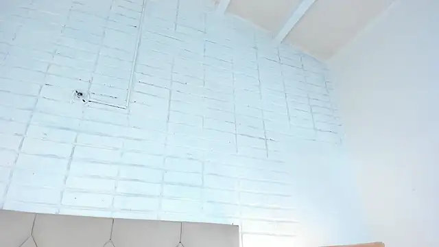 Isis Osman online show from December 2024 04:48:02 PM