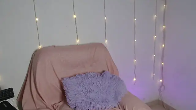 teffi smith25 online show from October 2025 11:37:01 PM