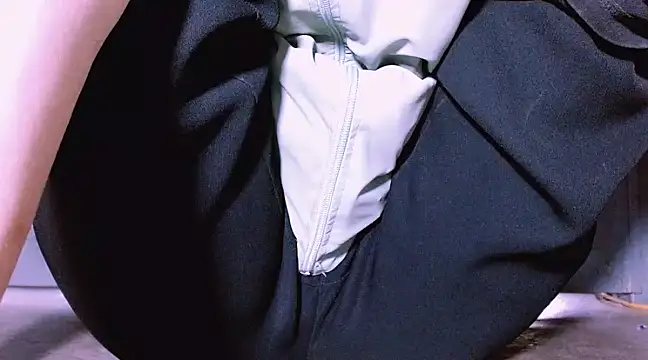 Snapshot of Boi_Boi2x chatting on March 2025 06:35:02 AM Boi Boi2x online show from March 2025 06:35:02 AM