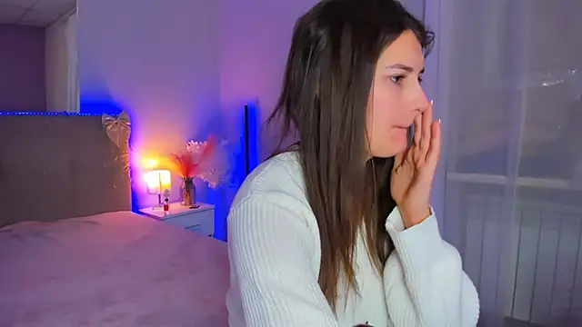 Laura Leee online show from February 2026 06:03:01 AM