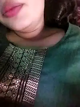 Snapshot of Miss-Siyaa chatting on December 2024 06:48:01 PM Miss-Siyaa online show from December 2024 06:48:01 PM