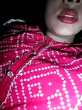 Snapshot of Miss-Siyaa chatting on December 2024 08:01:02 PM Miss-Siyaa online show from December 2024 08:01:02 PM