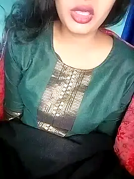 Snapshot of Miss-Siyaa chatting on December 2024 01:11:02 PM Miss-Siyaa online show from December 2024 01:11:02 PM