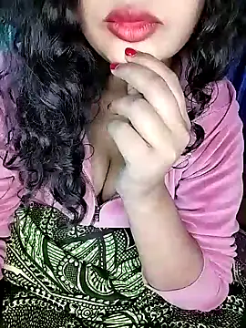 Snapshot of Miss-Siyaa chatting on December 2024 07:06:01 PM Miss-Siyaa online show from December 2024 07:06:01 PM