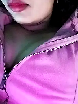 Snapshot of Miss-Siyaa chatting on December 2024 02:42:01 PM Miss-Siyaa online show from December 2024 02:42:01 PM