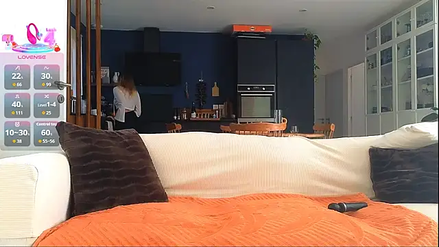 Snapshot of Luxymin34 chatting on September 2025 07:02:01 AM Luxymin34 online show from September 2025 07:02:01 AM