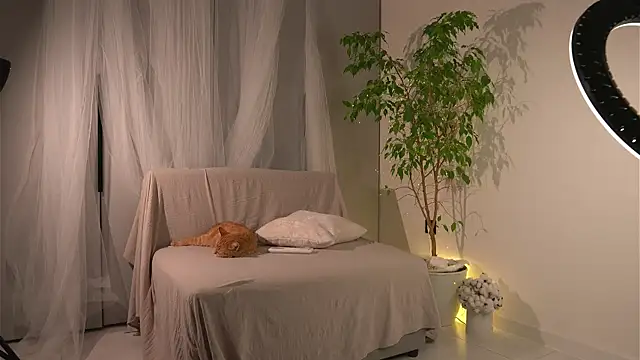 Snapshot of lorrie_love_story chatting on November 2025 11:21:01 AM lorrie love story online show from November 2025 11:21:01 AM