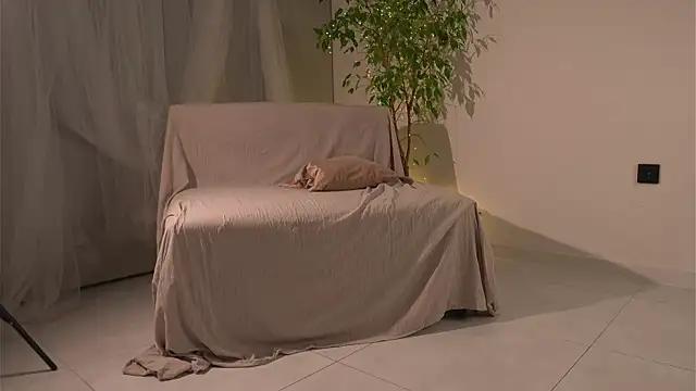 Snapshot of lorrie_love_story chatting on November 2025 09:31:01 AM lorrie love story online show from November 2025 09:31:01 AM