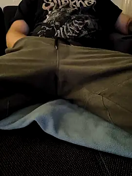 Snapshot of OdinWolf1990 chatting on November 2025 03:55:01 PM OdinWolf1990 online show from November 2025 03:55:01 PM