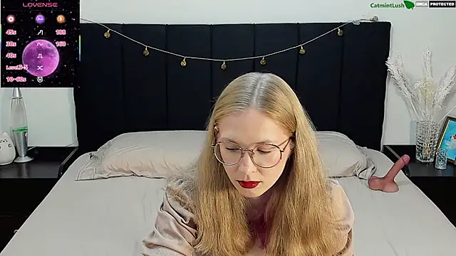 CatmintLush online show from June 2026 11:44:01 PM
