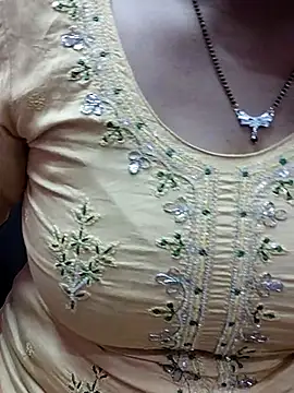 Urmila bhabhii online show from March 2025 08:48:01 AM