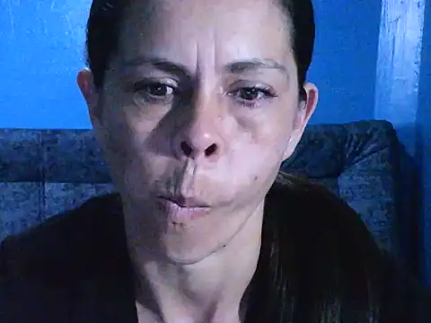 Snapshot of Marilyn_xxxx chatting on December 2024 06:44:01 PM Marilyn xxxx online show from December 2024 06:44:01 PM