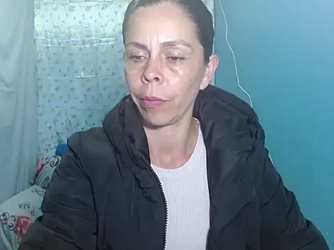 Snapshot of Marilyn_xxxx chatting on December 2025 09:20:02 PM Marilyn xxxx online show from December 2025 09:20:02 PM