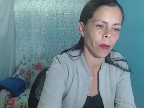 Snapshot of Marilyn_xxxx chatting on December 2025 10:28:01 PM Marilyn xxxx online show from December 2025 10:28:01 PM