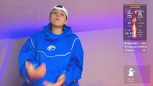 Snapshot of aron_wi chatting on December 2024 04:20:02 AM aron wi online show from December 2024 04:20:02 AM