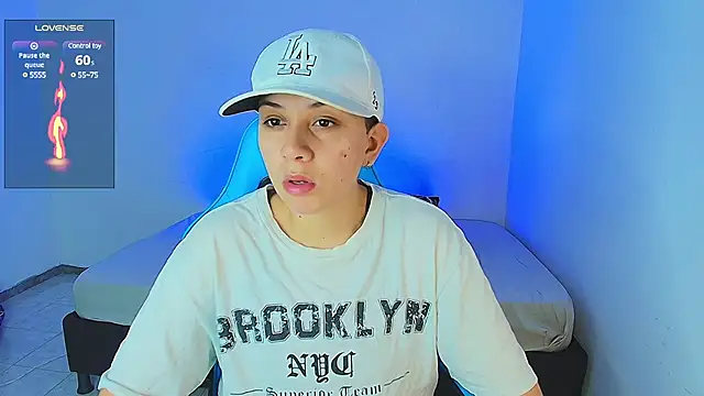 Snapshot of aron_wi chatting on January 2025 09:13:01 AM aron wi online show from January 2025 09:13:01 AM