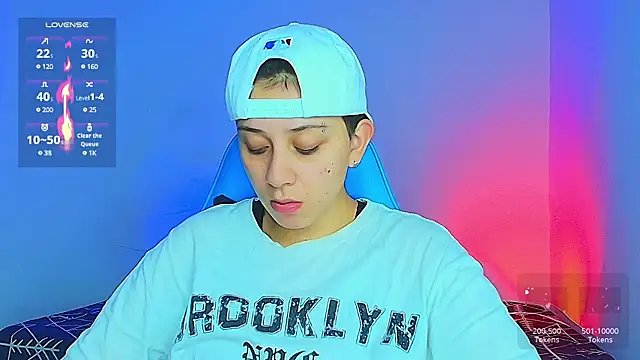 Snapshot of aron_wi chatting on February 2025 09:30:01 AM aron wi online show from February 2025 09:30:01 AM