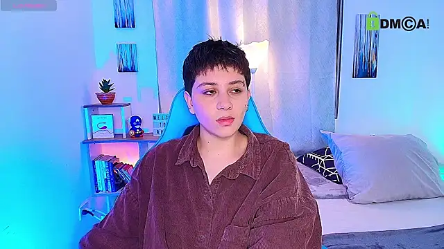 Snapshot of aron_wi chatting on October 2025 03:39:02 AM aron wi online show from October 2025 03:39:02 AM