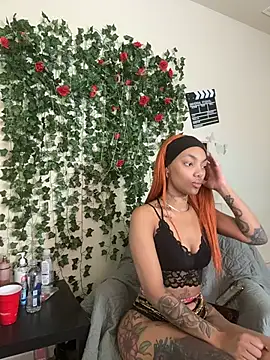 butterflybootyy online show from November 2025 03:04:01 PM