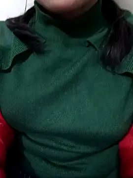 Snapshot of Riyu_05 chatting on December 2024 06:24:02 AM Riyu 05 online show from December 2024 06:24:02 AM