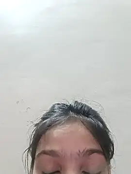 Snapshot of Riyu_05 chatting on January 2025 09:44:02 AM Riyu 05 online show from January 2025 09:44:02 AM