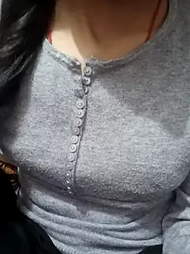 Snapshot of Riyu_05 chatting on February 2025 10:03:02 AM Riyu 05 online show from February 2025 10:03:02 AM