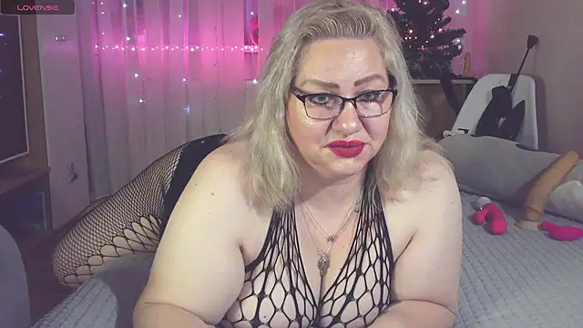 AngelinaGlam online show from December 2024 01:10:02 PM