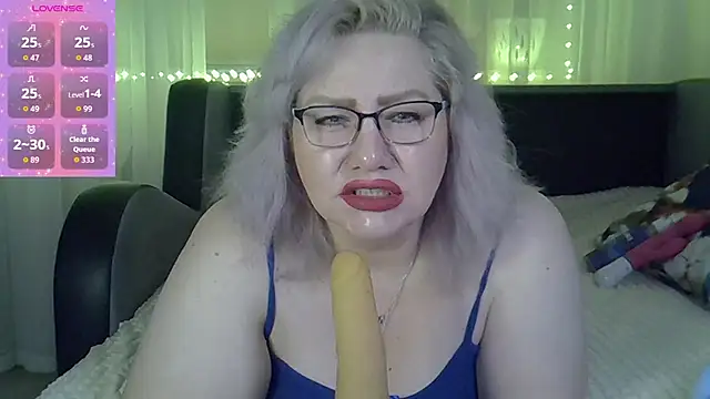 Snapshot of AngelinaGlam chatting on November 2025 07:24:01 PM AngelinaGlam online show from November 2025 07:24:01 PM