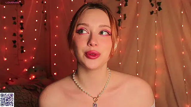 YourSkyAni online show from December 2025 01:40:02 PM