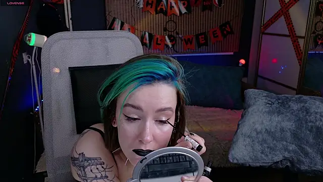 Snapshot of Cumpotik_Eve chatting on November 2025 01:59:02 AM Cumpotik Eve online show from November 2025 01:59:02 AM