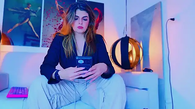 Lizzymontanaa online show from January 2025 12:27:02 AM