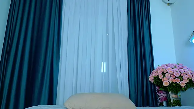 Snapshot of Brenda_M00n chatting on November 2025 03:02:01 PM Brenda M00n online show from November 2025 03:02:01 PM