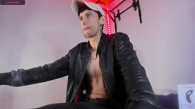 ImVen980 online show from January 2025 07:39:01 PM