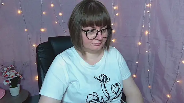 ZannaDreil online show from May 2026 06:24:02 PM