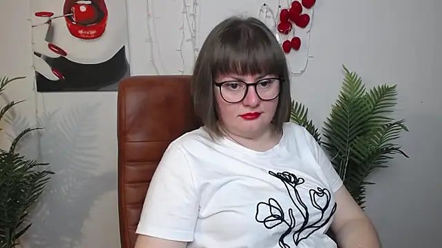 ZannaDreil online show from May 2026 06:35:01 PM