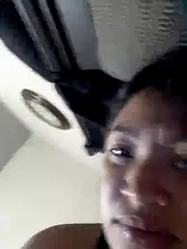 SINUECASTILLO online show from October 2025 11:30:02 AM