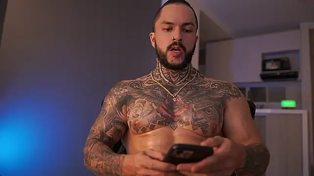 Snapshot of mariano_costa chatting on February 2025 02:44:02 AM mariano costa online show from February 2025 02:44:02 AM