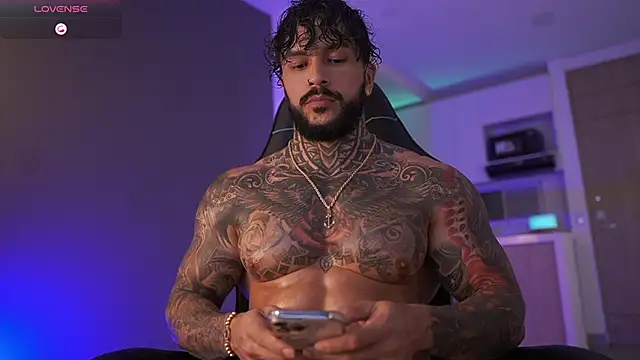 Snapshot of mariano_costa chatting on September 2025 02:15:02 AM mariano costa online show from September 2025 02:15:02 AM