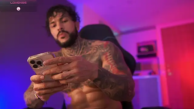 Snapshot of mariano_costa chatting on November 2025 02:35:01 AM mariano costa online show from November 2025 02:35:01 AM