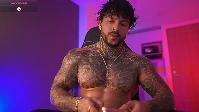 Snapshot of mariano_costa chatting on December 2025 03:35:01 AM mariano costa online show from December 2025 03:35:01 AM