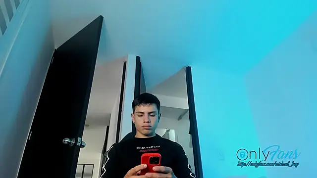 Snapshot of michael_boy88 chatting on September 2025 08:52:02 PM michael boy88 online show from September 2025 08:52:02 PM