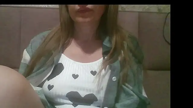 Sladkiegubki online show from September 2025 11:30:02 PM