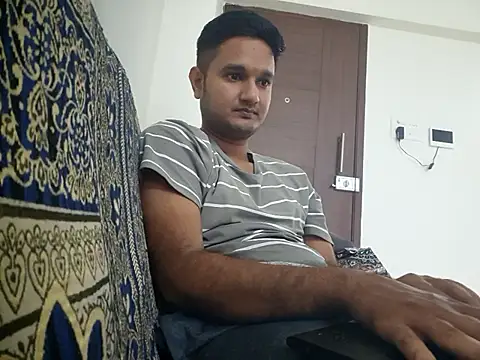 Jonrobinso online show from July 2026 01:07:02 PM